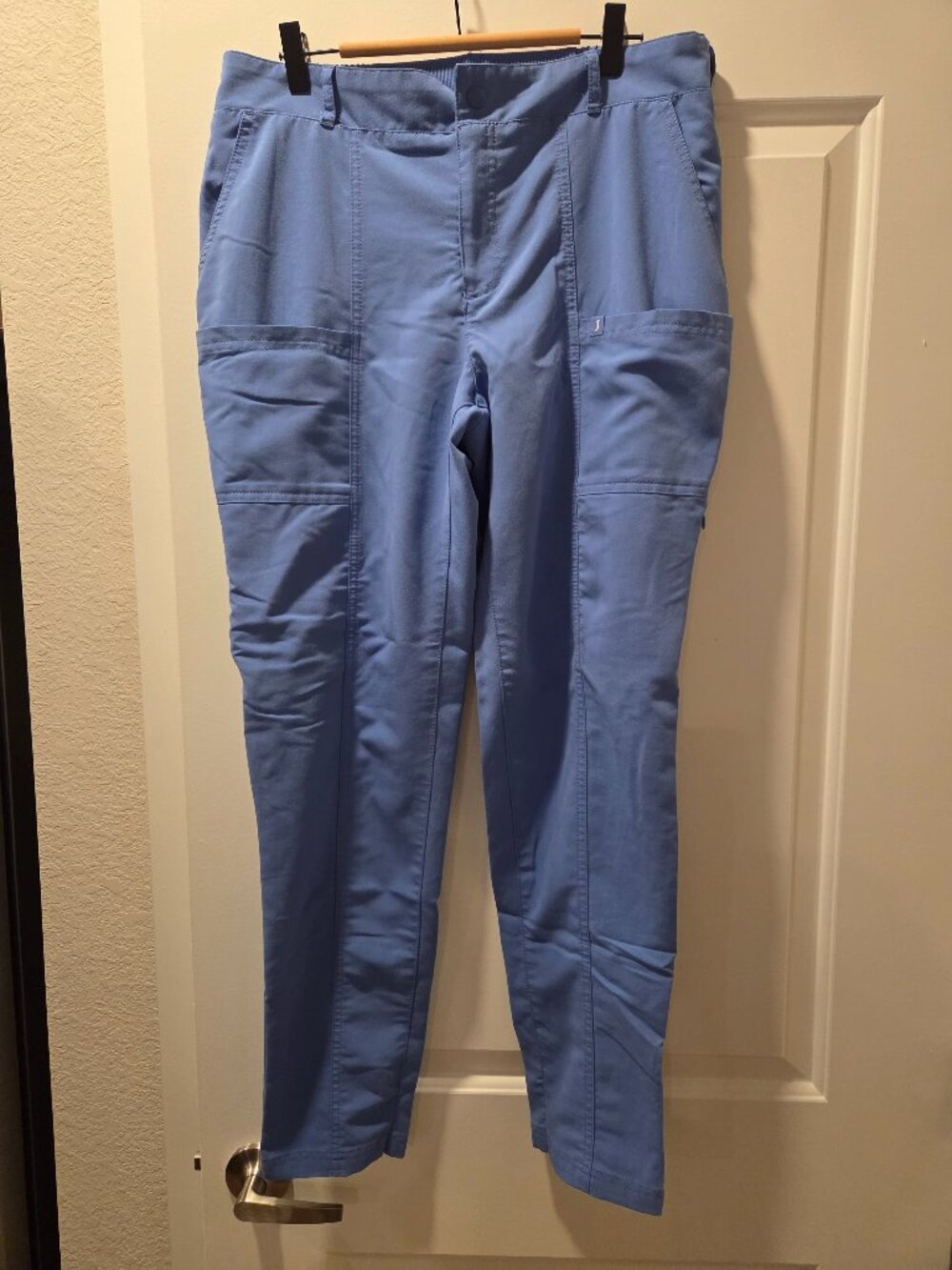 Jaanuu womens medium ciel blue scrub pant